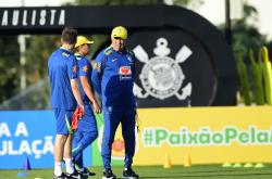 开云体育登录-包含巴西球员遭受种族歧视，俱乐部发声谴责的词条