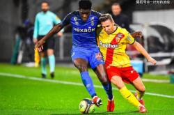 开云体育app-卡坦多主场大胜，法甲排名暂时上升至第六