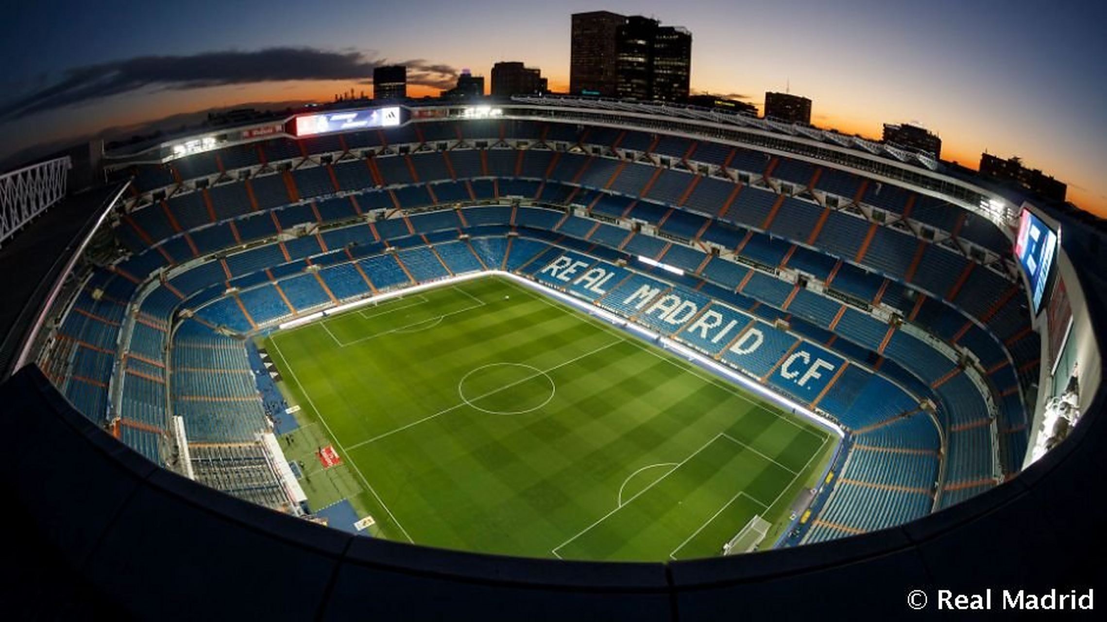 皇马要战胜瓦伦西亚:实力对比谁更胜一筹 皇马要战胜瓦伦西亚:实力对比谁更胜一筹