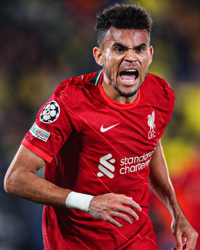 关于TSM绝杀EDG,Faker开启传奇时刻顶尖较量全球总决赛,强势挺进下一轮的信息 关于TSM绝杀EDG,Faker开启传奇时刻顶尖较量全球总决赛,强势挺进下一轮的信息